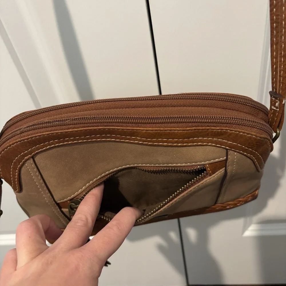BOC Born Concept‎ Faux Leather Crossbody Bag Purse Tan Brown